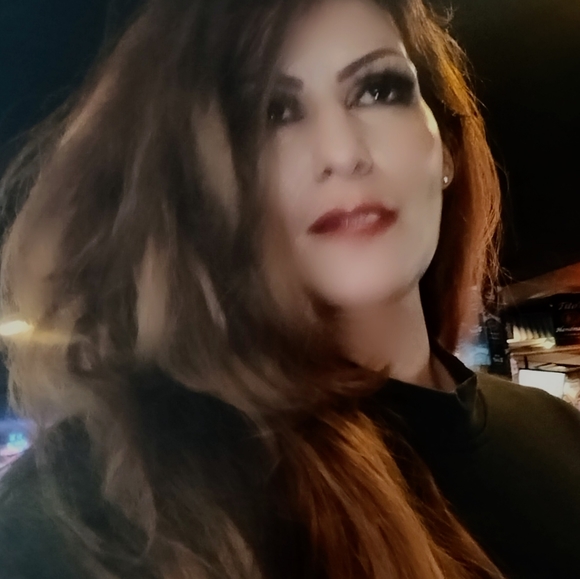 Meet your Posher, Jennifer - Picture 16 of 16